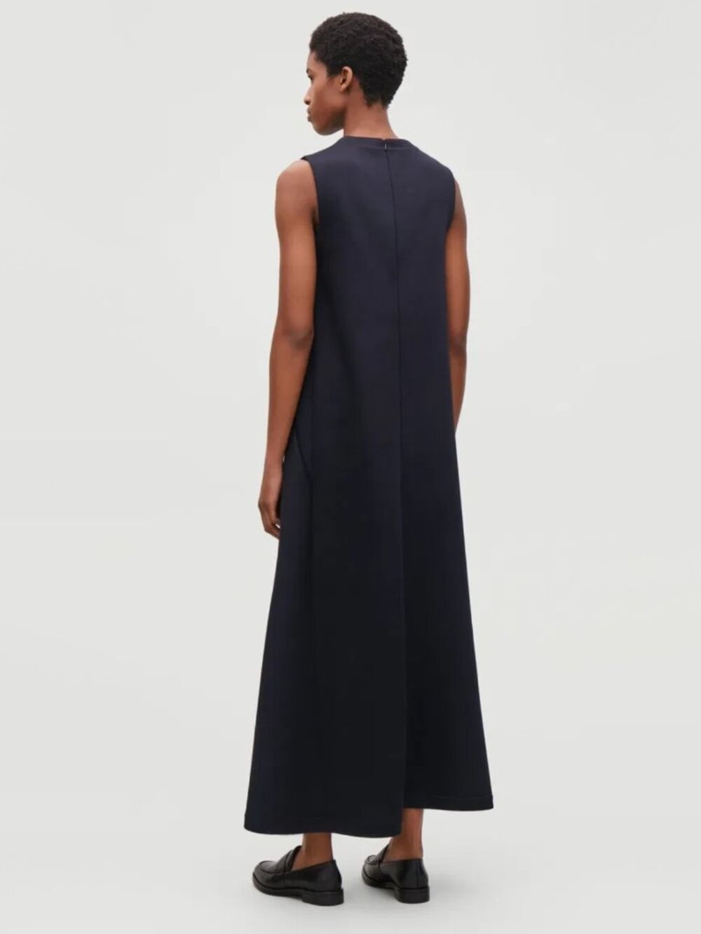 NWT COS Scuba Hi/Low Hem Dress in Navy, size Small - Picture 2 of 11
